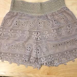 Ladies lace shorts